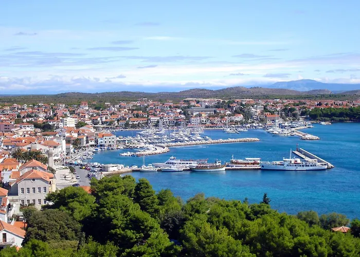 Apartman With Parking Space - 14835 *